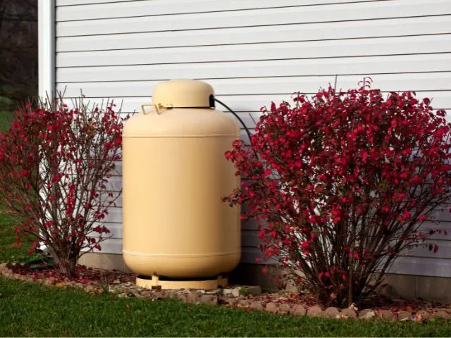 propane safety - tank at side of house