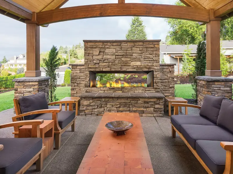 Outdoor Fireplaces - Regency