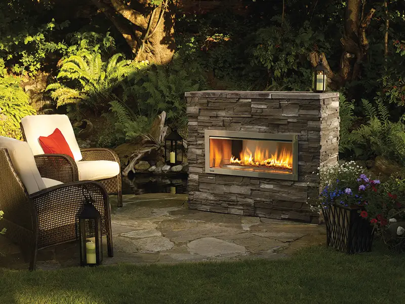 Outdoor Fireplaces - Regency