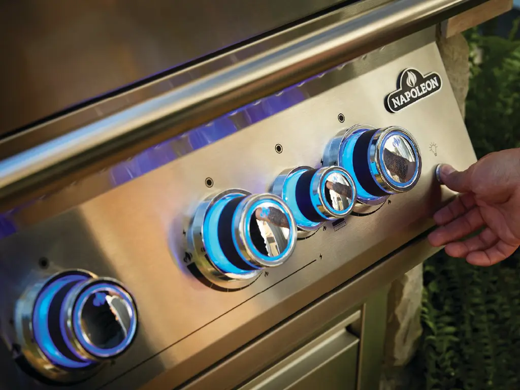 Outdoor Living - Gas Grills