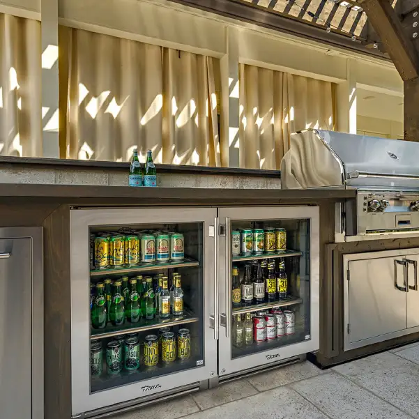 true-outdoor-refrigeration-04 True - Outdoor Refrigeration